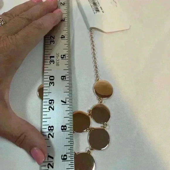 BAY STUDIO GOLD BIB NECKLACE WHITE CIRCLE DISCS NWT - Picture 6 of 8